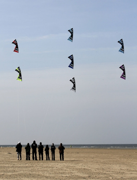 FLIC kite team at Berck